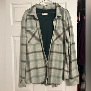 Green & Gray Plaid Shirt/Jacket